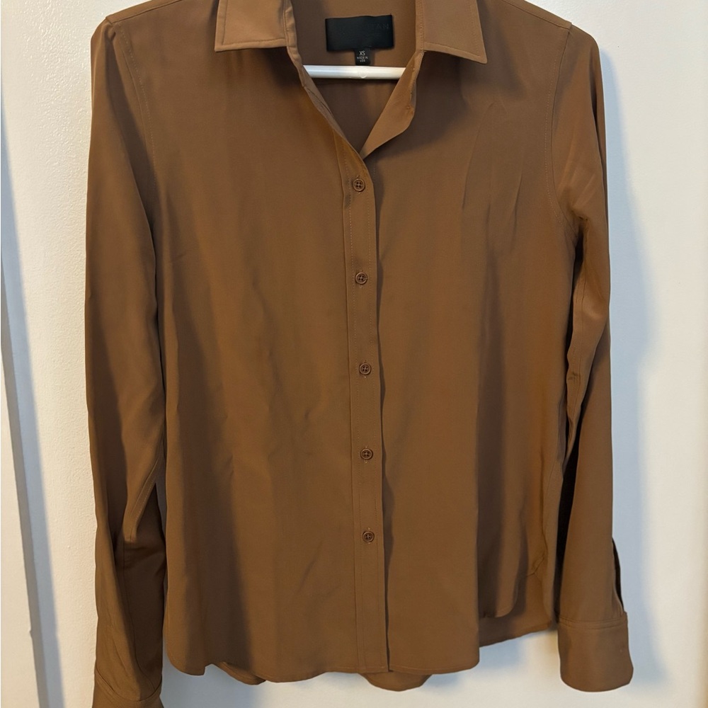 Nili Lotan Tan Blouse Smooth Fabric Classic Collar